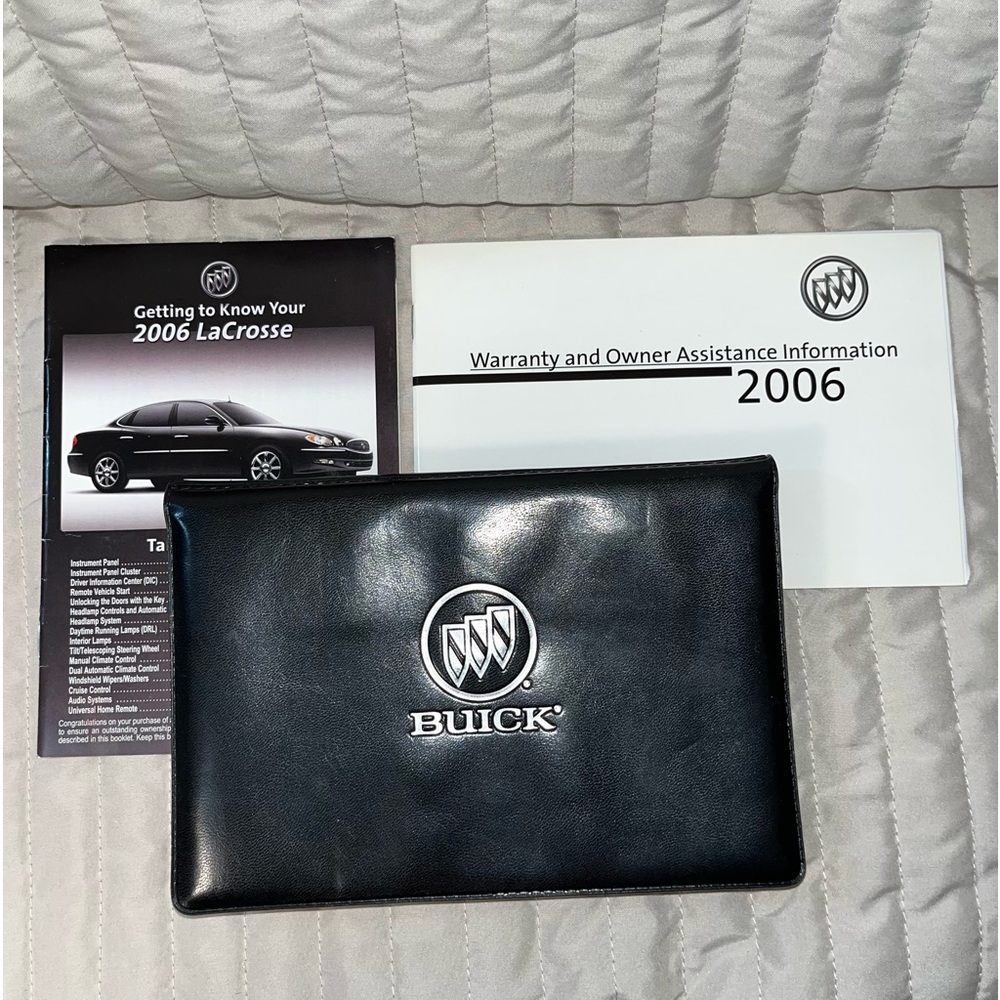 Buick Lacrosse 2006 owners manual, assistance info. booklet, set. Buick case